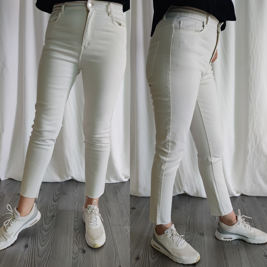 Jean Mom fit moulant taille haute